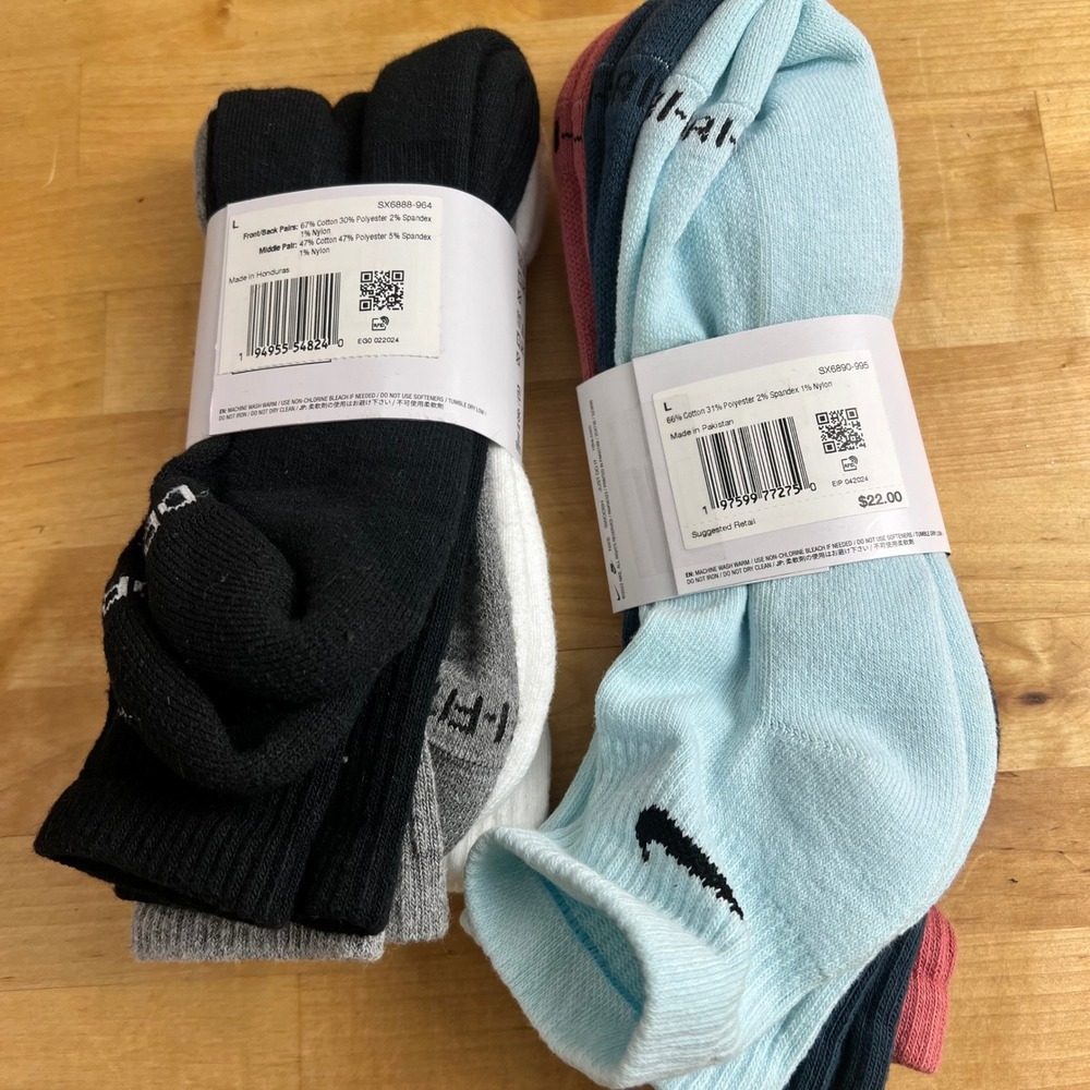 Nike Socks Everyday Plus Cushioned Women Size 10-13 Multi Ankle Crew 6 Pair NEW - Picture 3 of 3